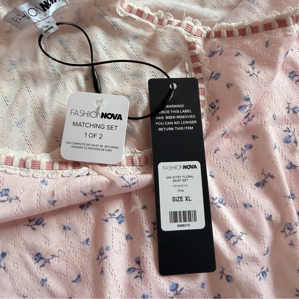 fashion nova mia ditsy floral pink cami top & mini skirt set NWT - Picture 4 of 4